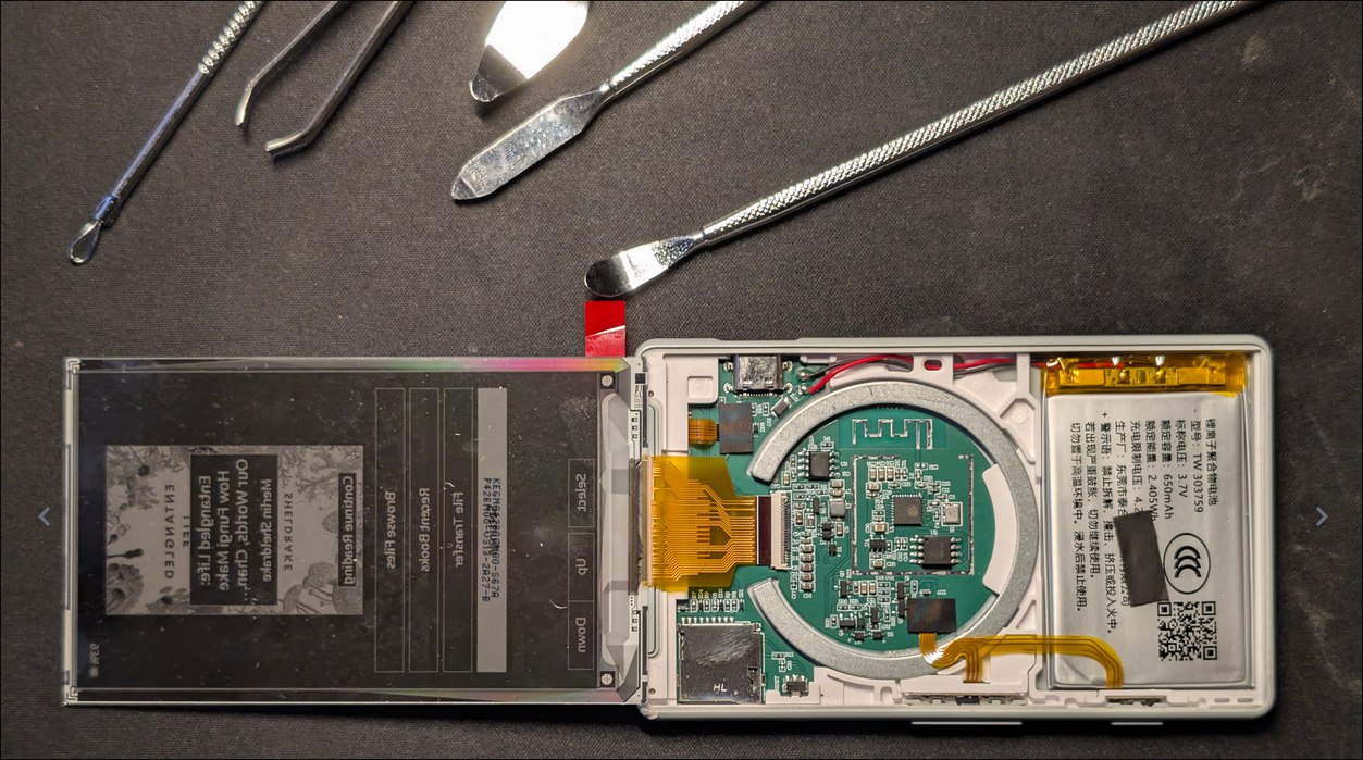 X4 screen open